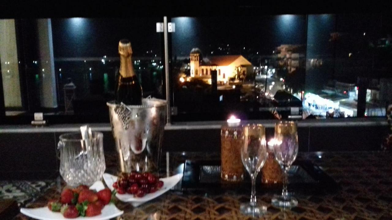נאוס מרמרס Pela Veranda Exquisite Suites מראה חיצוני תמונה