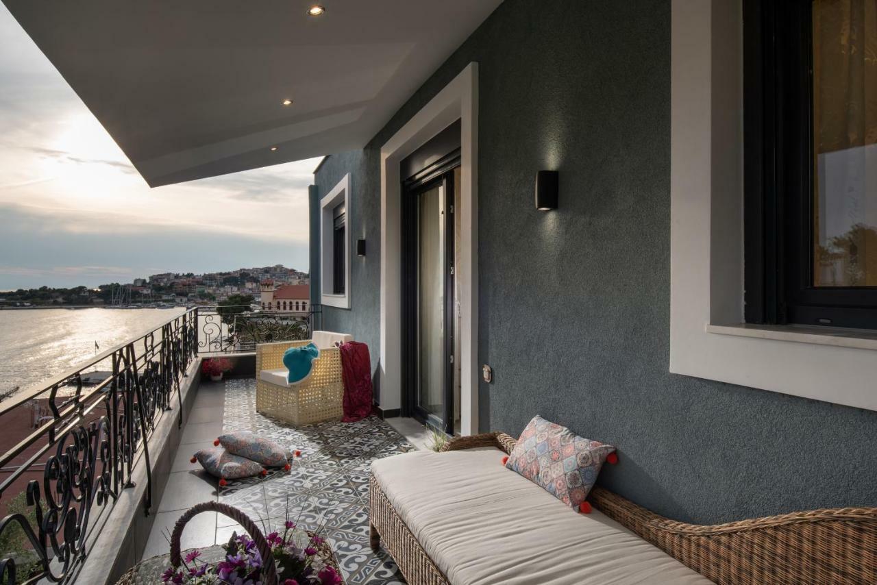 נאוס מרמרס Pela Veranda Exquisite Suites מראה חיצוני תמונה