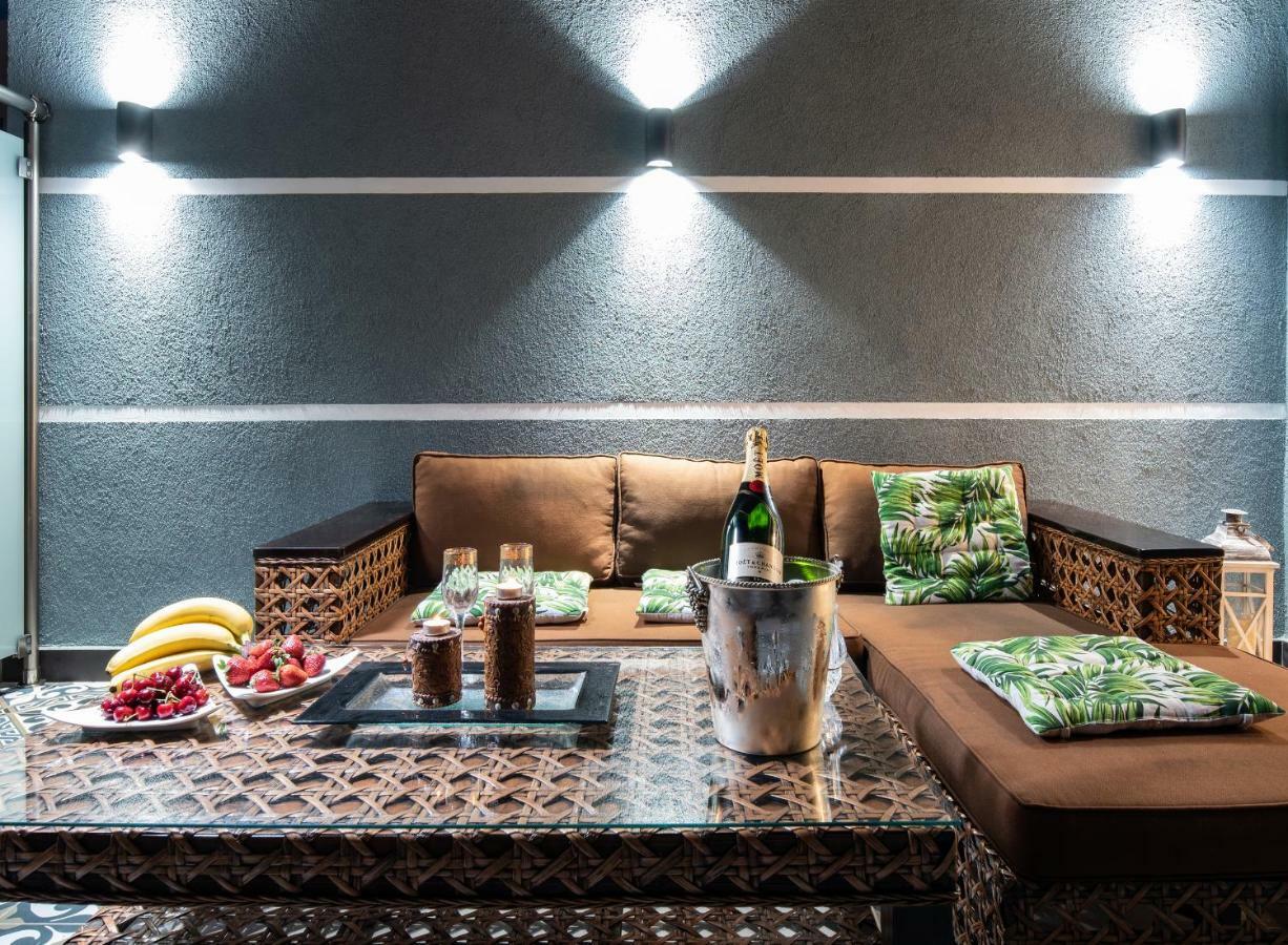 נאוס מרמרס Pela Veranda Exquisite Suites מראה חיצוני תמונה